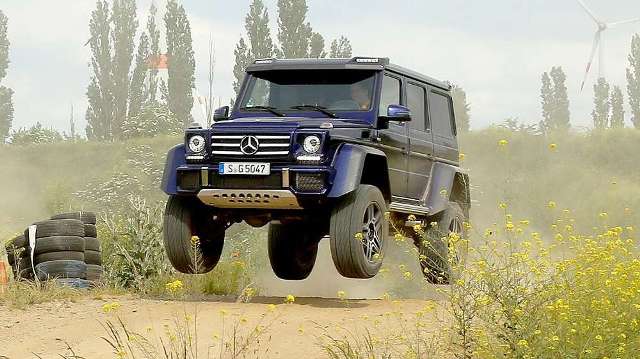 flying G-model.jpg