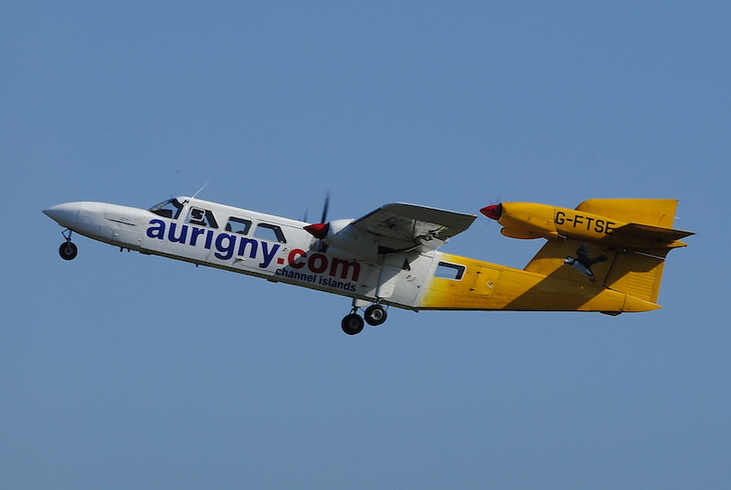 G-FTSE_Trislander.jpg