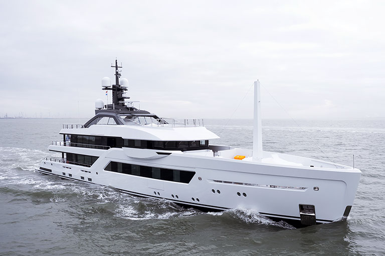 M2P-118-entourage_09.jpg